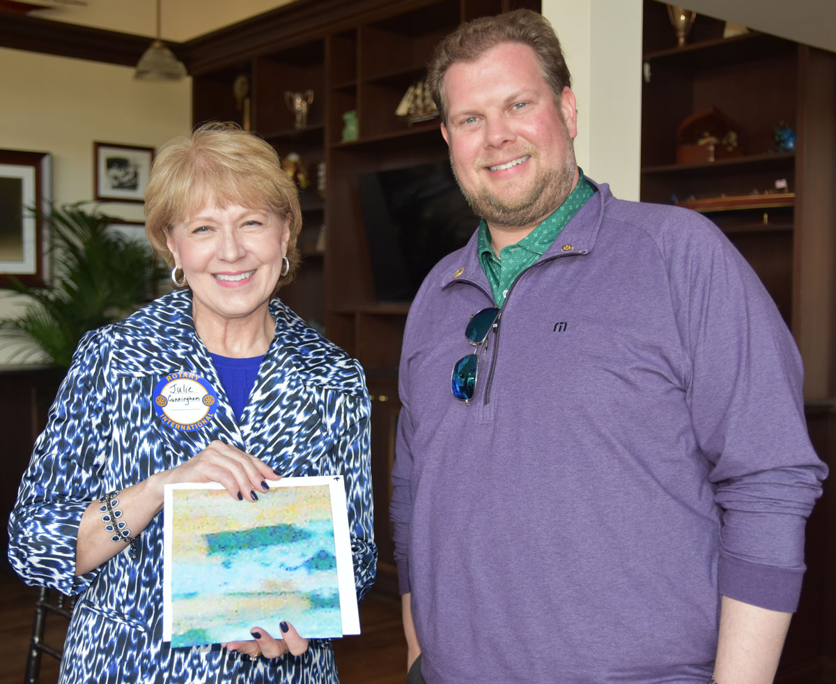 Naperville Woman's Club spreads awareness about The Naperville Fine Art